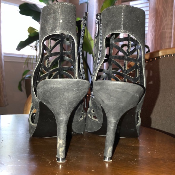 SOLD - Picture 3 of 6